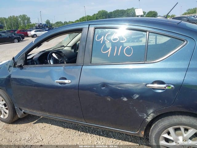 2017 NISSAN VERSA 1.6 SV 14