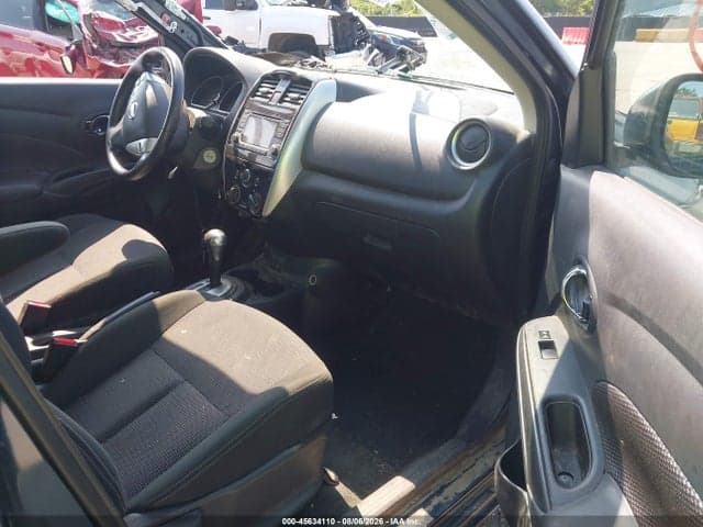 2017 NISSAN VERSA 1.6 SV 5