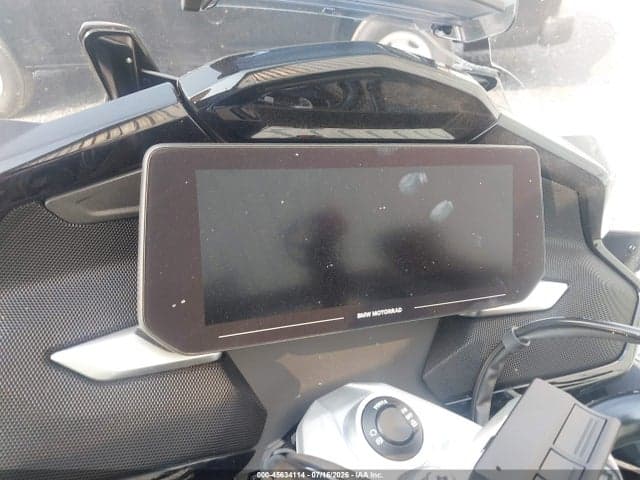 2022 BMW K1600 B 7