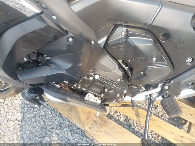 2022 BMW K1600 B 9