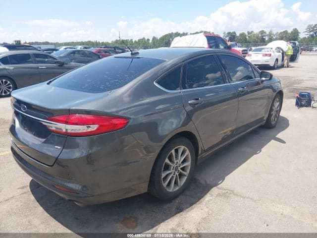 2017 FORD FUSION SE 4