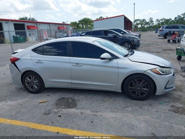 2017 HYUNDAI ELANTRA SE 14