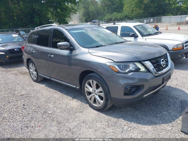 2019 NISSAN PATHFINDER SL 1