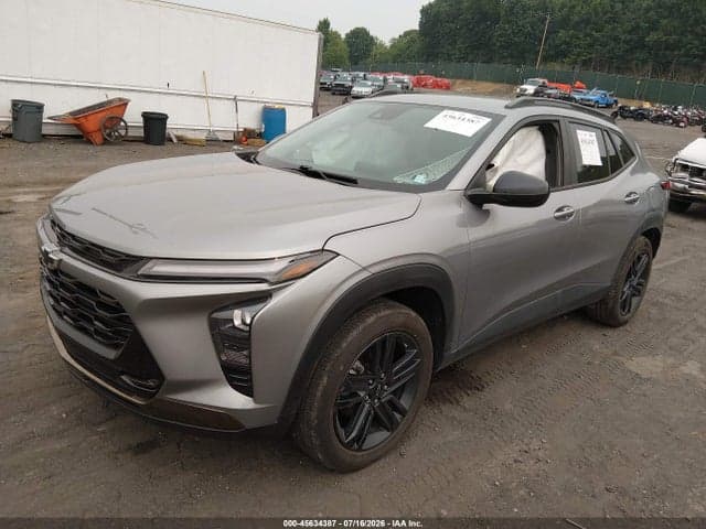 2025 CHEVROLET TRAX FWD ACTIV 2