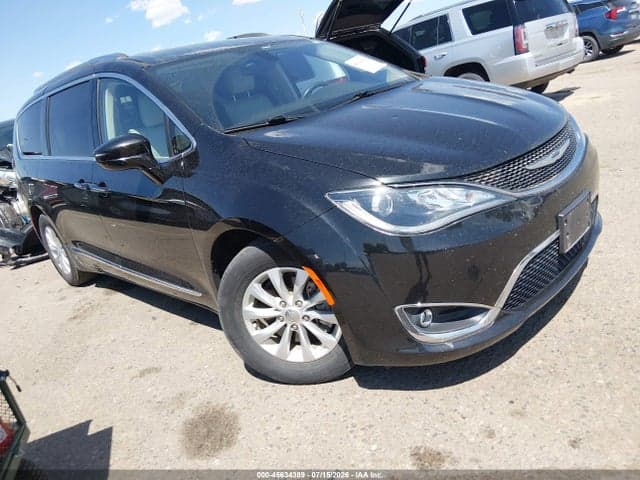 2018 CHRYSLER PACIFICA TOURING L 1