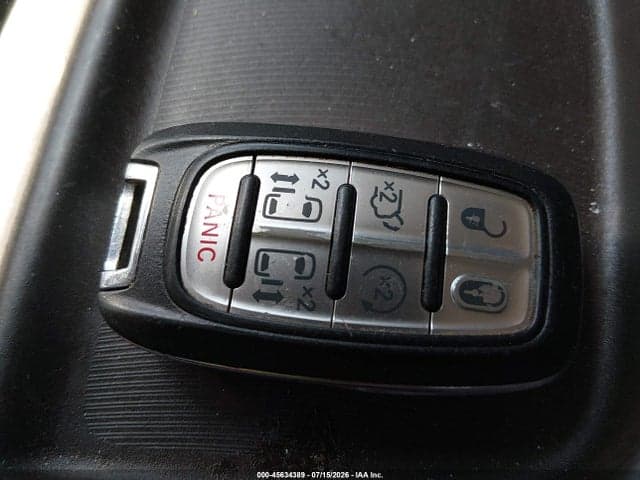 2018 CHRYSLER PACIFICA TOURING L 11