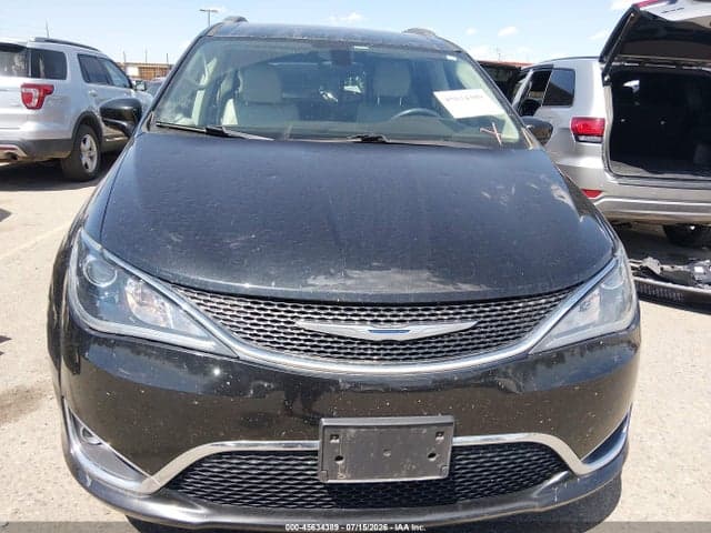 2018 CHRYSLER PACIFICA TOURING L 12