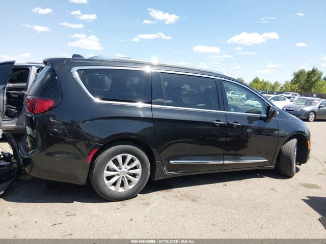 2018 CHRYSLER PACIFICA TOURING L 13