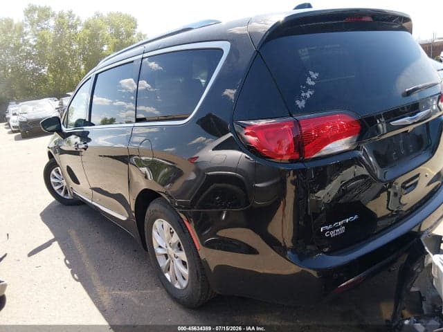 2018 CHRYSLER PACIFICA TOURING L 3