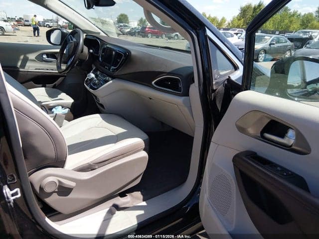 2018 CHRYSLER PACIFICA TOURING L 5