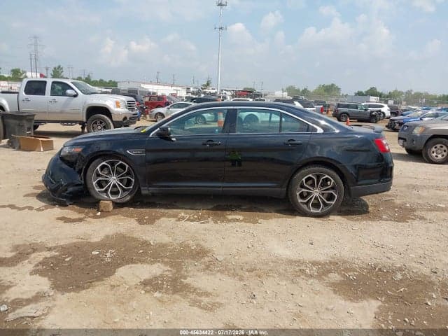 2017 FORD TAURUS SHO 13