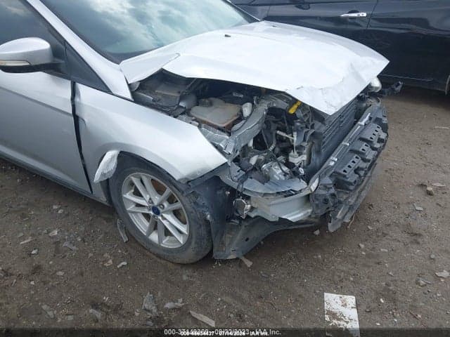 2017 FORD FOCUS SE 1