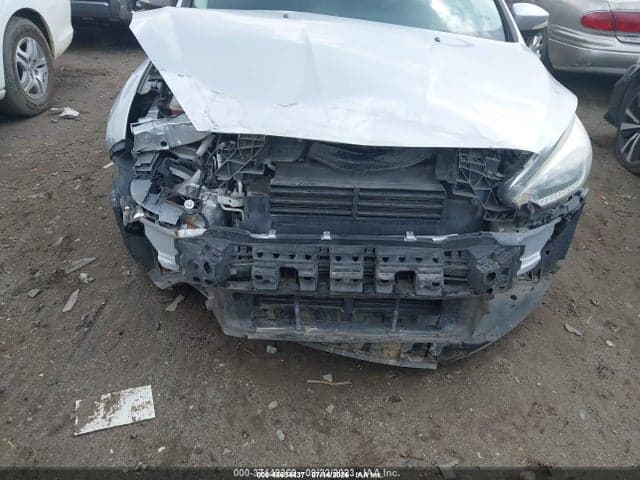 2017 FORD FOCUS SE 6