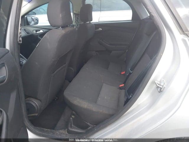 2017 FORD FOCUS SE 8