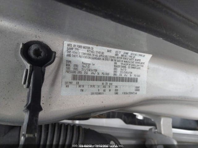 2017 FORD FOCUS SE 9