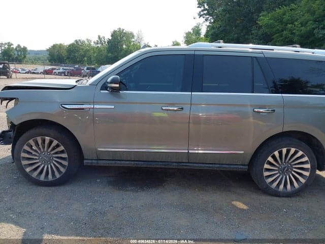 2019 LINCOLN NAVIGATOR RESERVE 15