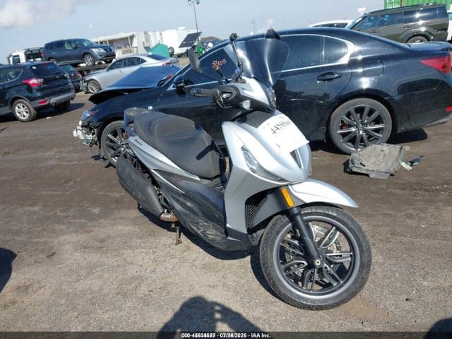 2022 PIAGGIO BV 400 - 1