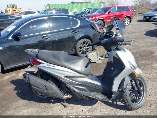 2022 PIAGGIO BV 400 11
