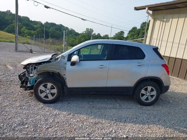 2020 CHEVROLET TRAX AWD LS 15