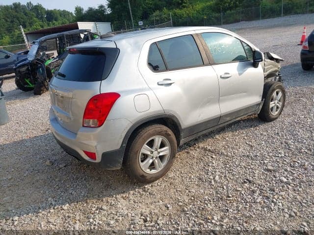 2020 CHEVROLET TRAX AWD LS 4