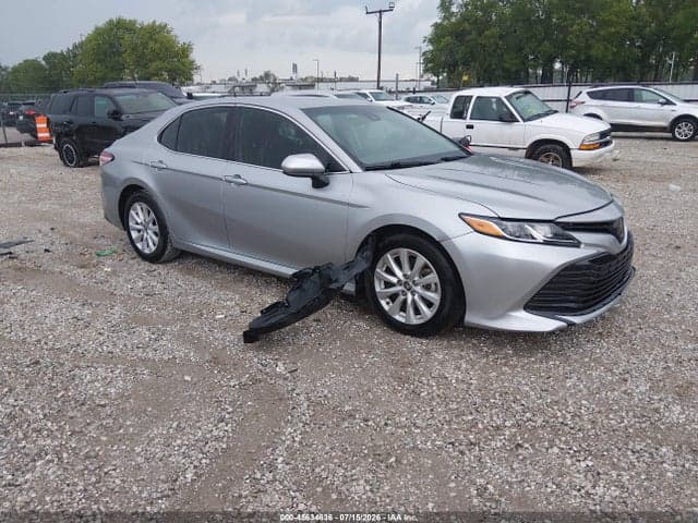 2020 TOYOTA CAMRY LE - 1