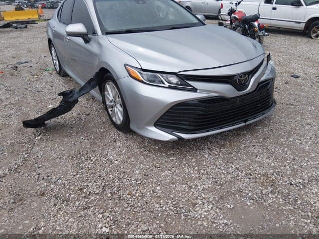 2020 TOYOTA CAMRY LE 6
