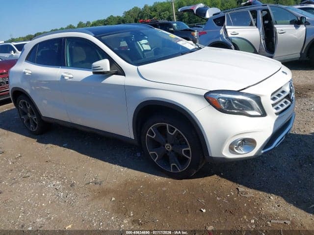 2019 MERCEDES-BENZ GLA 250 1