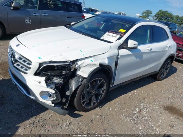 2019 MERCEDES-BENZ GLA 250 2