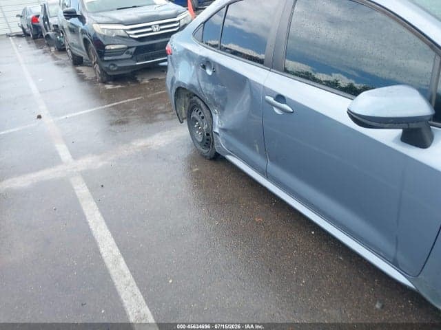 2022 TOYOTA COROLLA LE 12