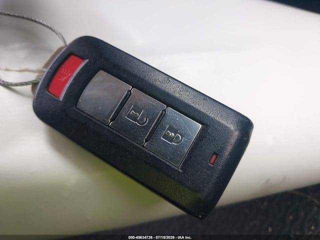 2017 MITSUBISHI OUTLANDER SE 11