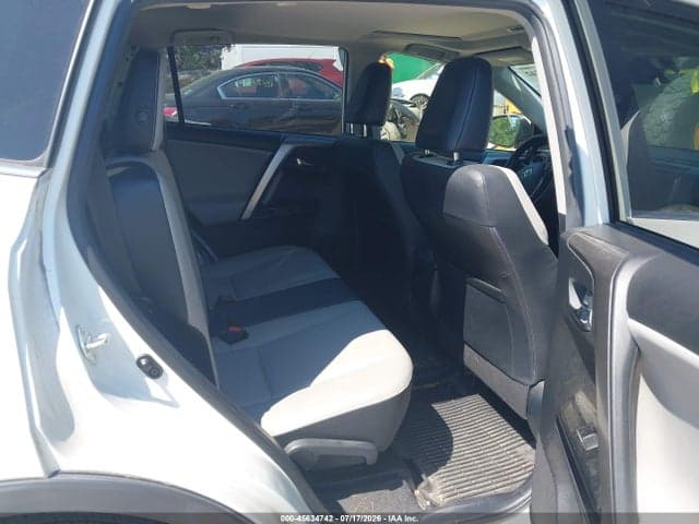 2018 TOYOTA RAV4 LIMITED 8