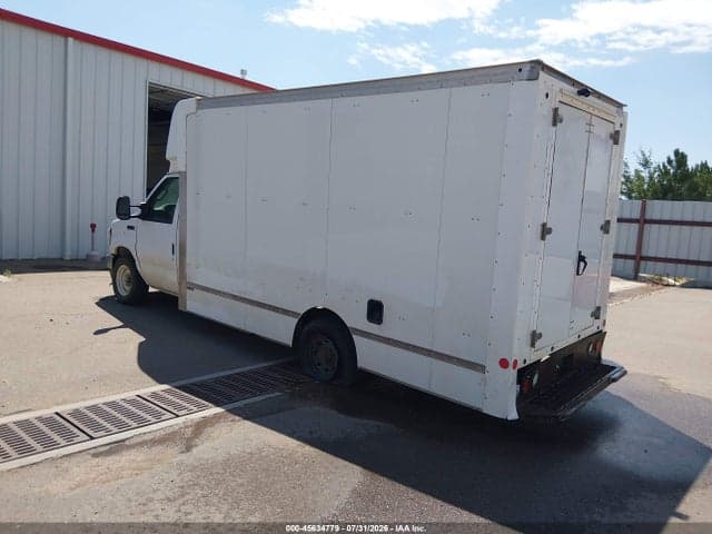 2022 FORD E-350 CUTAWAY 3