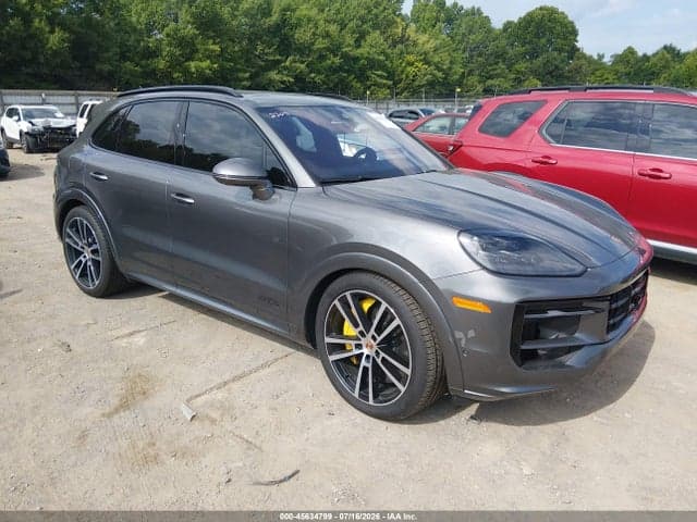 2025 PORSCHE CAYENNE GTS - 1