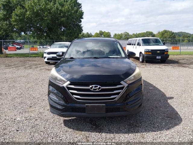 2018 HYUNDAI TUCSON SE 12