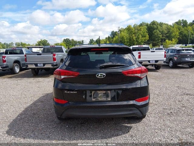 2018 HYUNDAI TUCSON SE 16