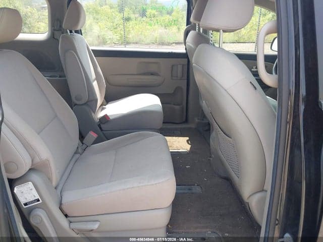 2020 KIA SEDONA L 8