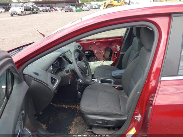 2017 CHEVROLET CRUZE LT AUTO 5