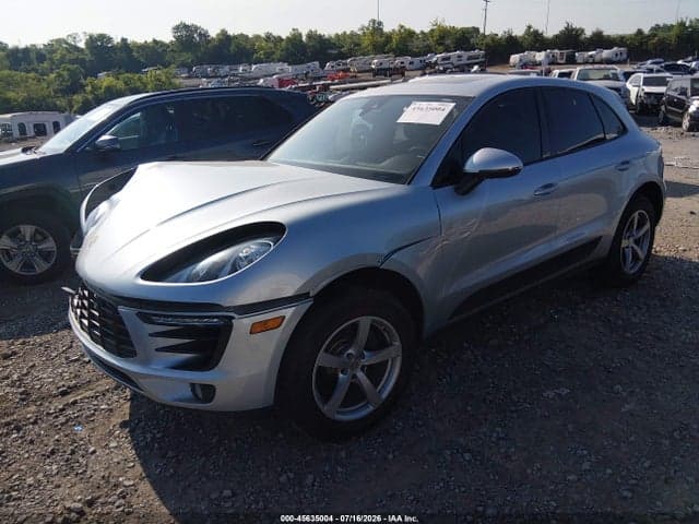 2017 PORSCHE MACAN 2
