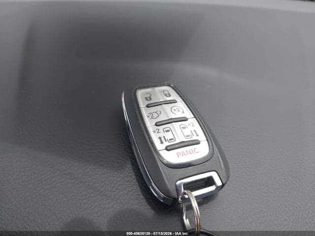 2026 CHRYSLER PACIFICA SELECT 11