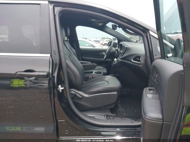 2026 CHRYSLER PACIFICA SELECT 5