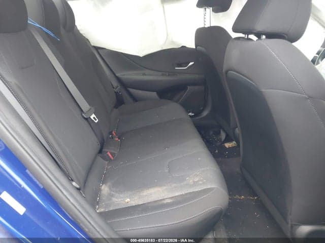 2021 HYUNDAI ELANTRA SE 8