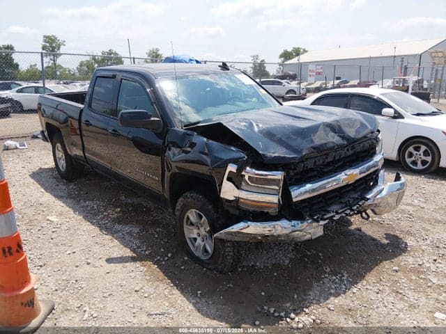 2017 CHEVROLET SILVERADO 1500 LT - 1