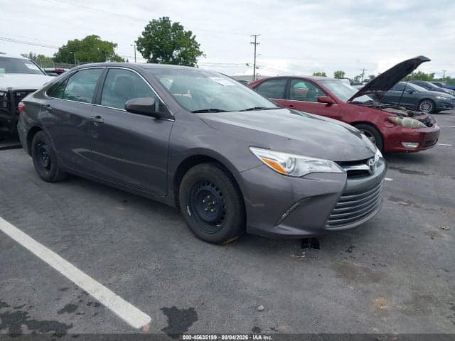 2017 TOYOTA CAMRY LE - 1