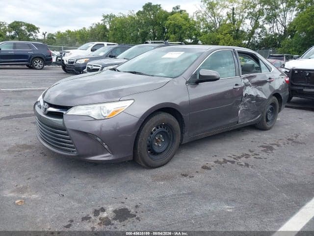 2017 TOYOTA CAMRY LE 2