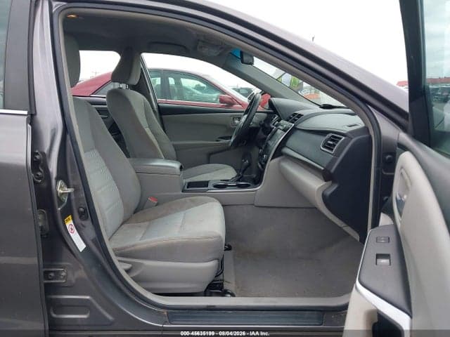 2017 TOYOTA CAMRY LE 5