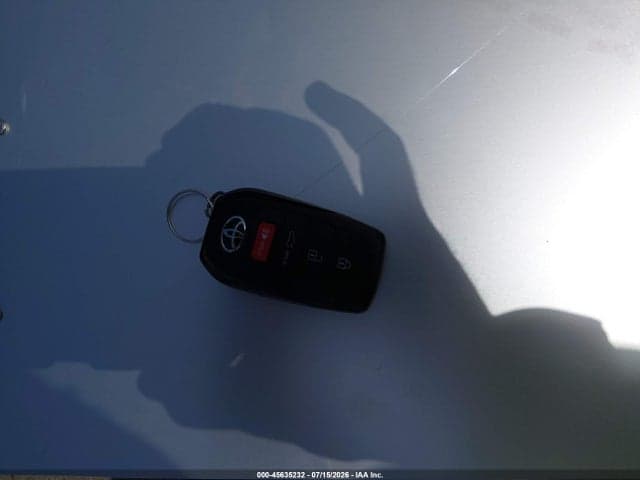 2025 TOYOTA COROLLA SE 11