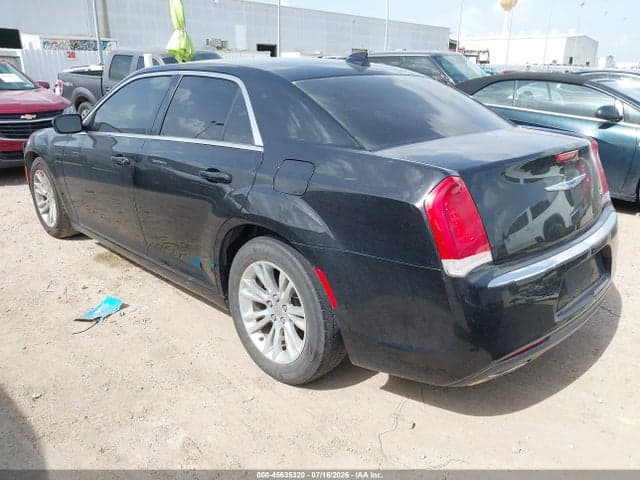 2018 CHRYSLER 300 TOURING 3