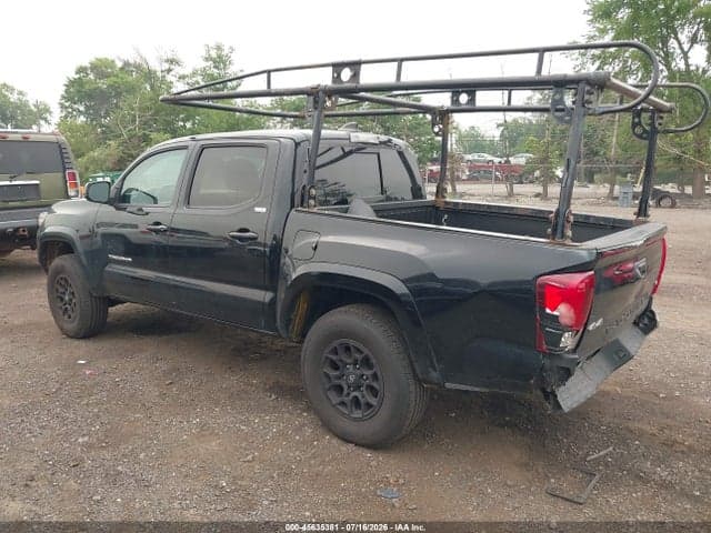 2022 TOYOTA TACOMA SR5 V6 14