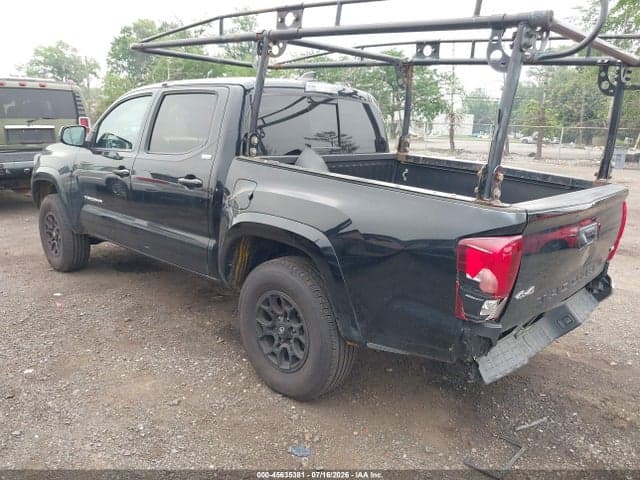 2022 TOYOTA TACOMA SR5 V6 3
