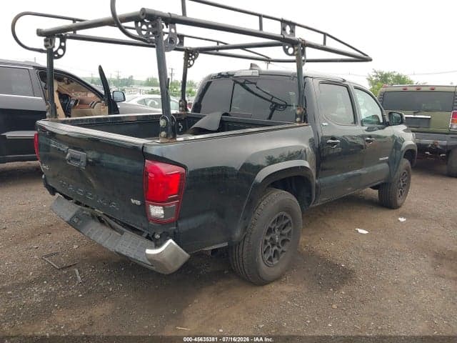2022 TOYOTA TACOMA SR5 V6 4